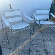 Paire de fauteuils style Marcel Breuer