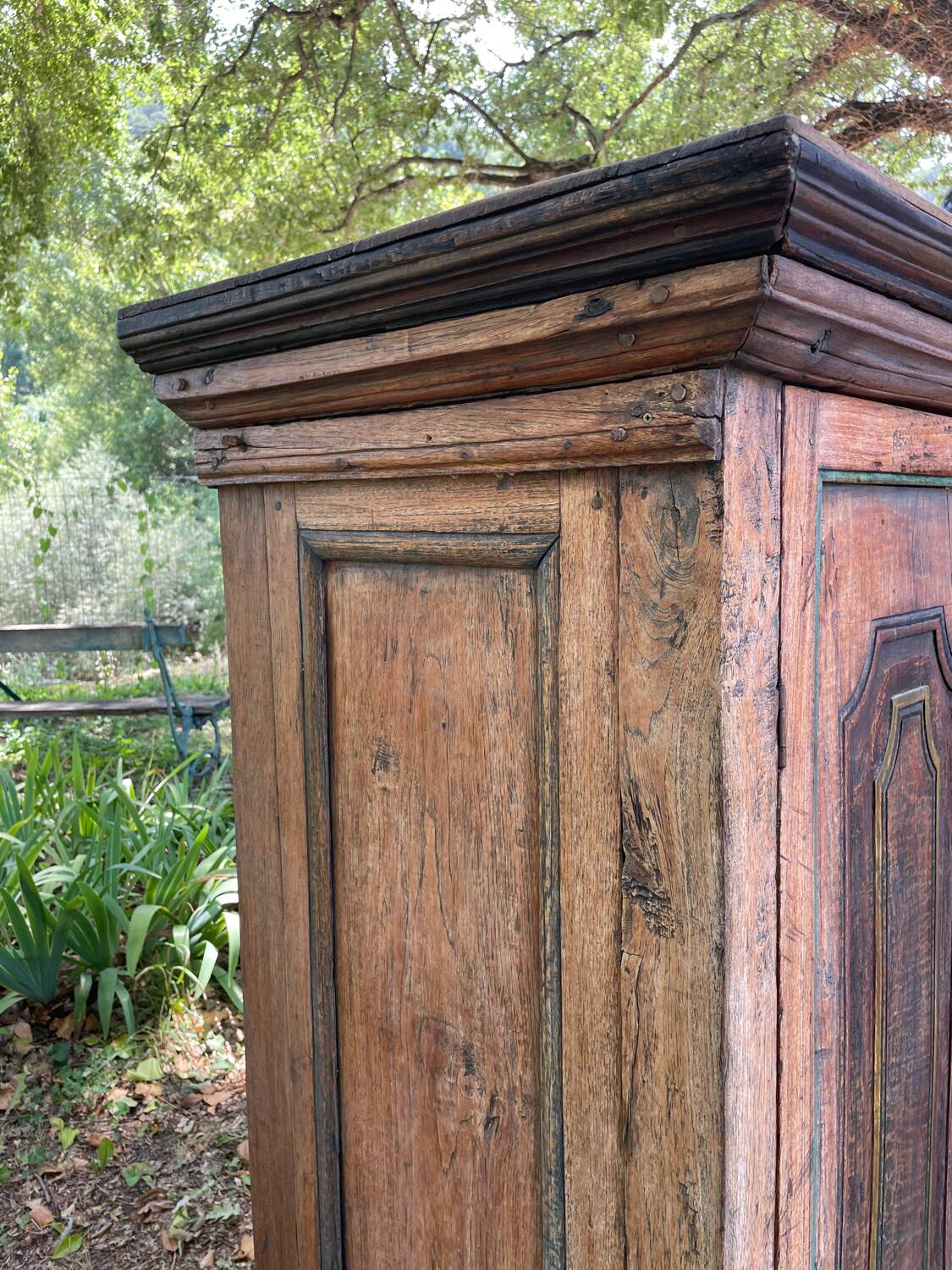 Polychrome cabinet from the 19th century