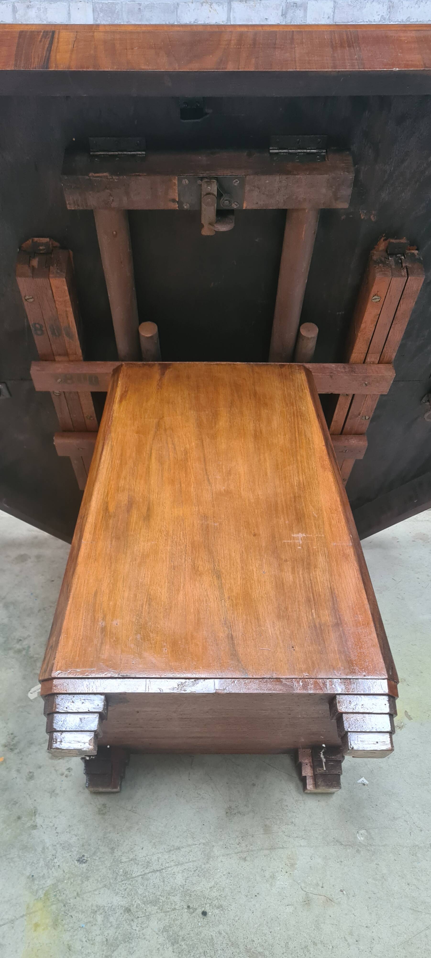 art deco table original veneer h70x126x110 possibility of putting a ra