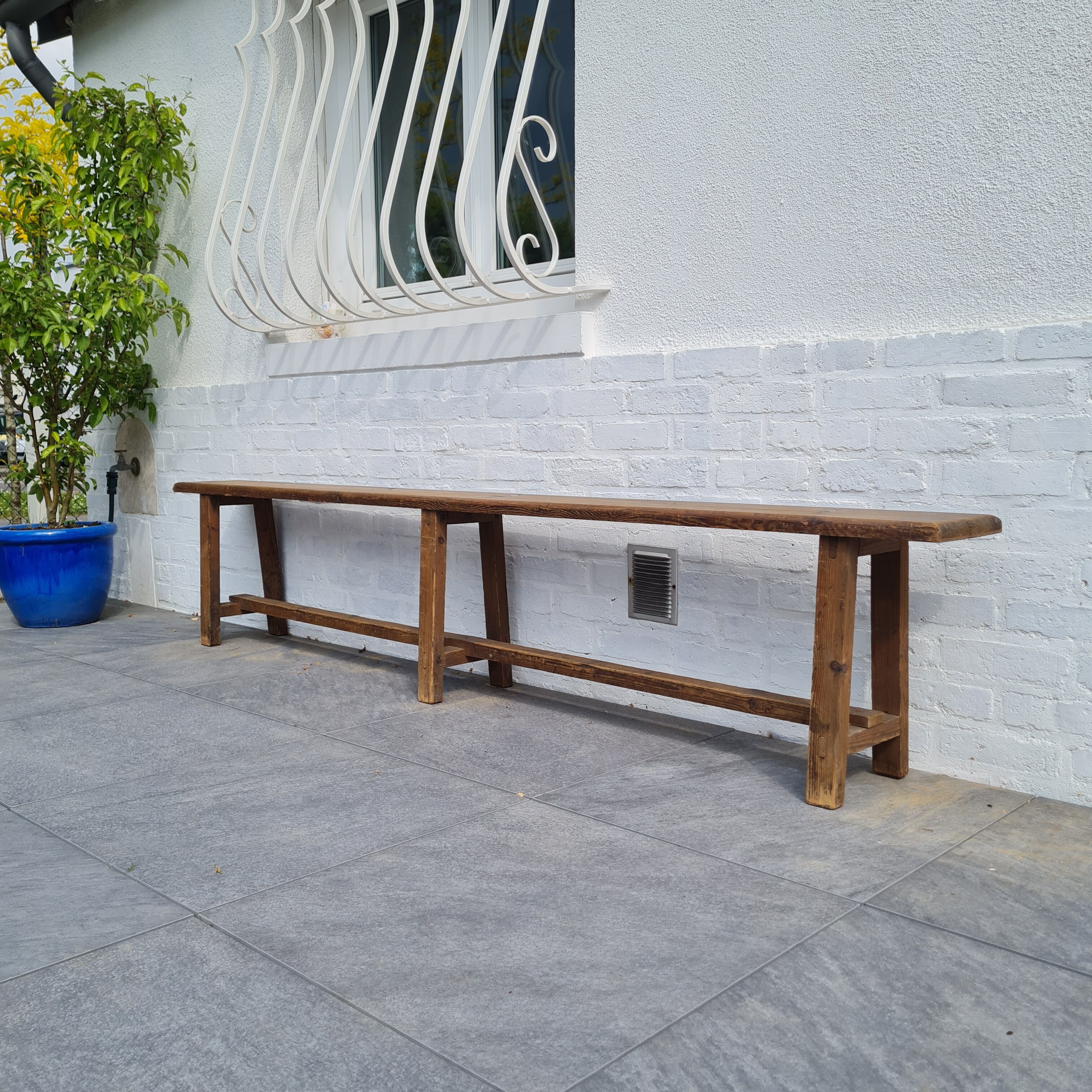 Farm bench