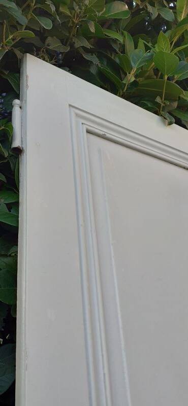 Pair of old cupboard doors h220.5xL75cm each