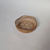 Woven basket made of natural fibre