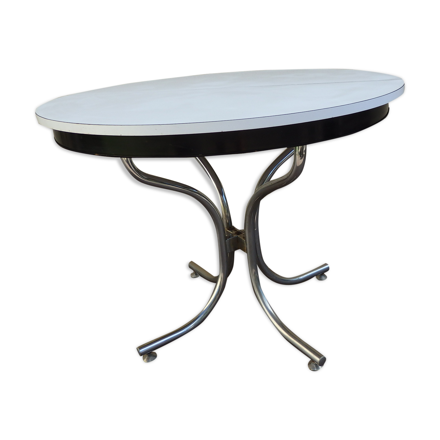 Round formica table with vintage year extension 60 70