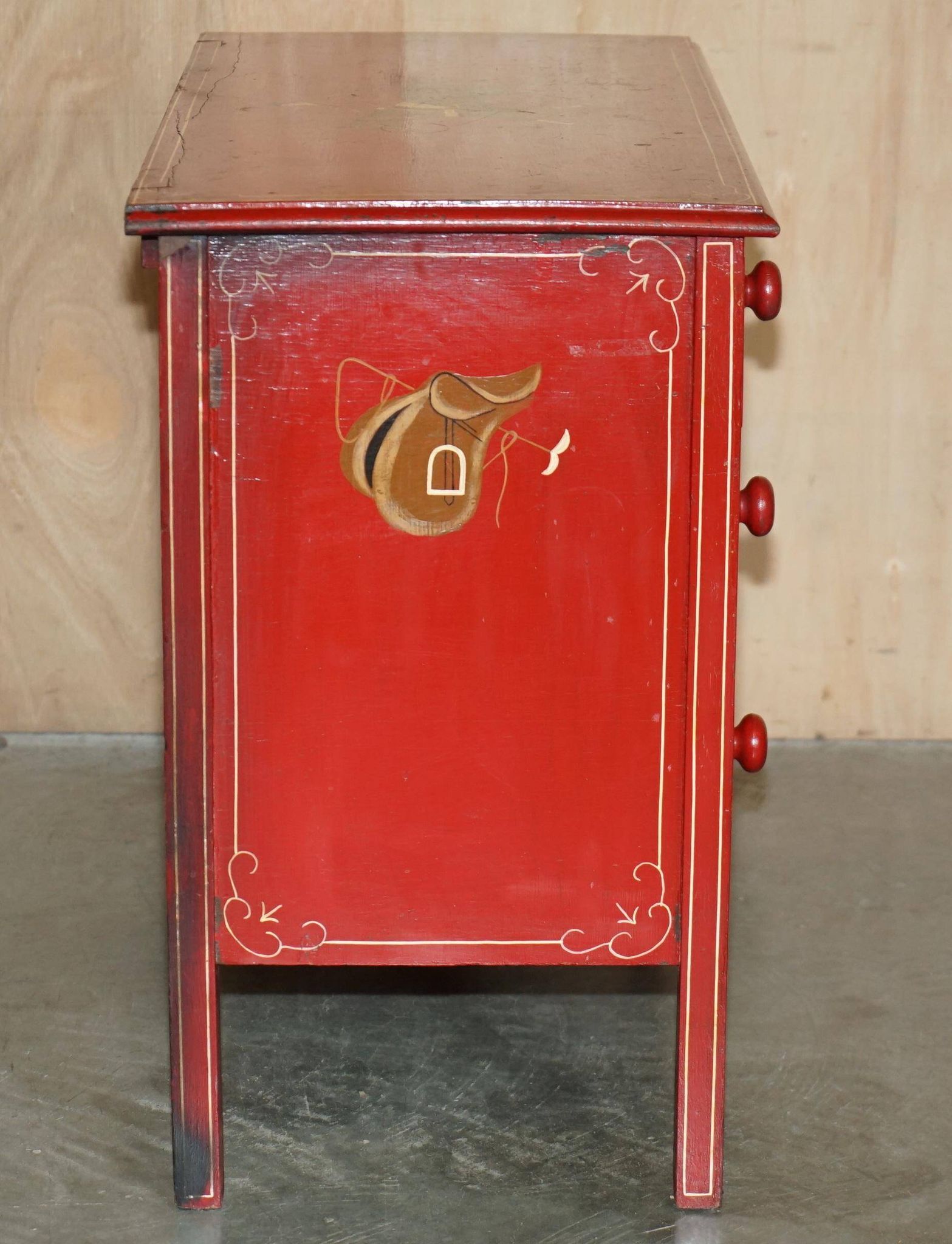 Hand-painted Victorian pine commode featuring a horse and jockey.