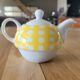 Solitary teapot "tea for one"