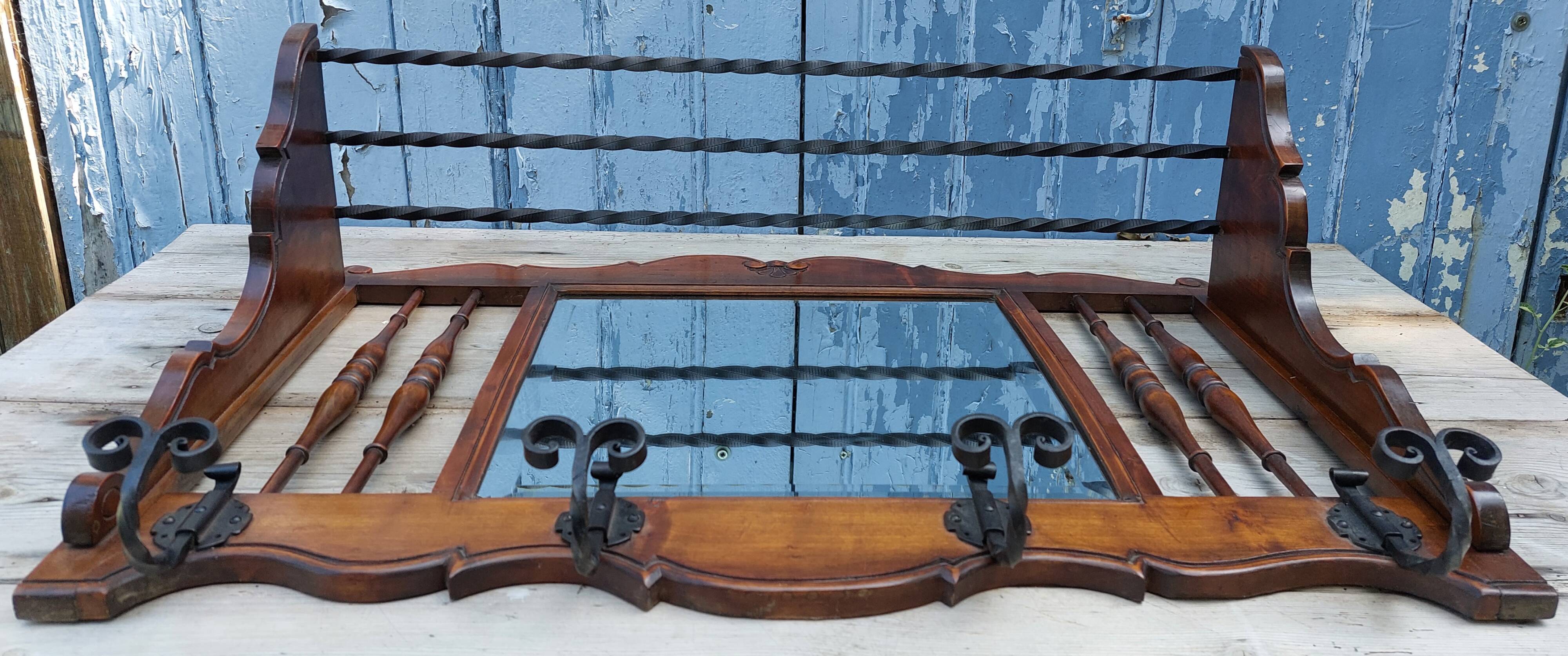 Coat rack with mirror