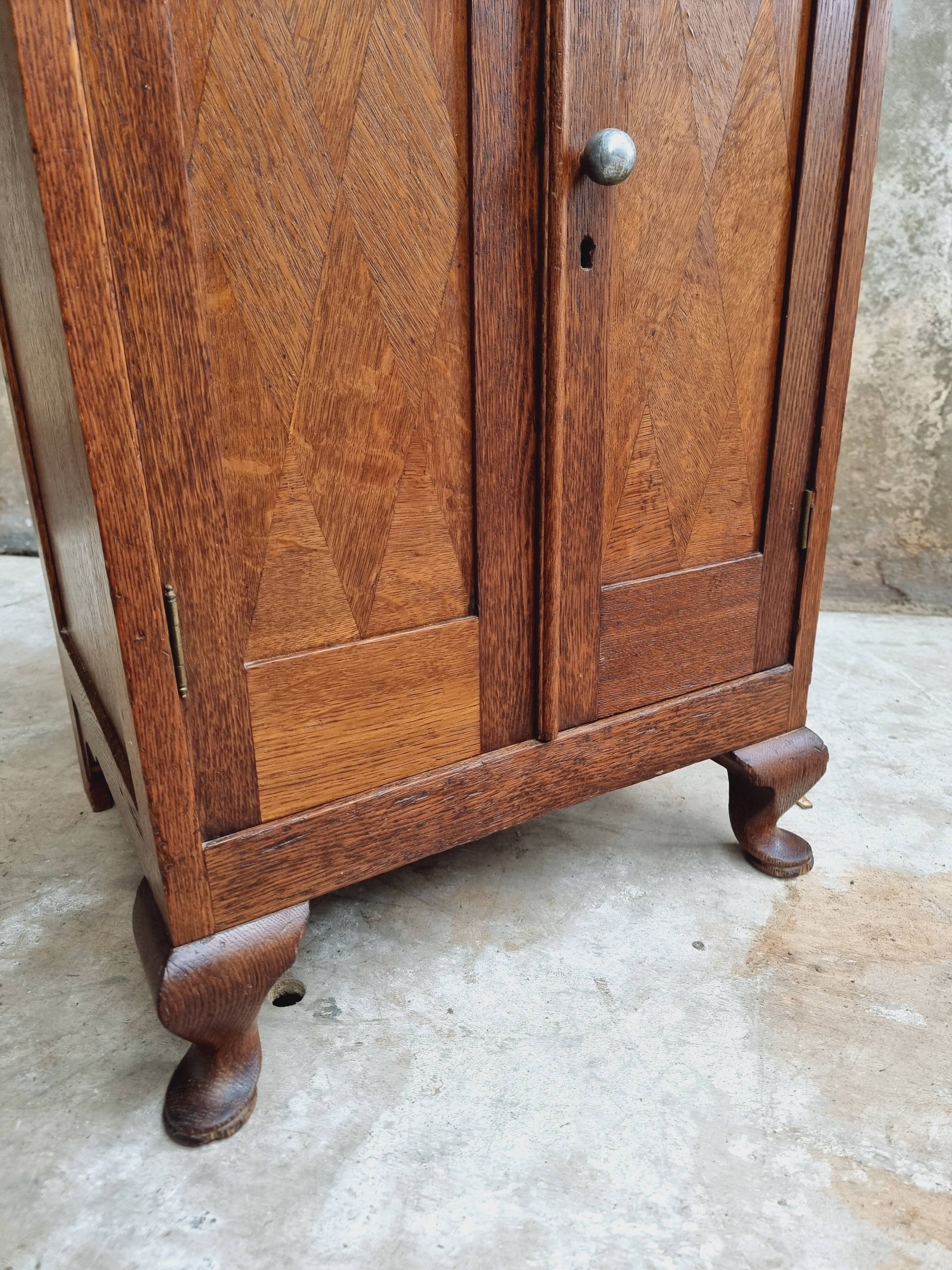 Antique small cabinet sideboard oak