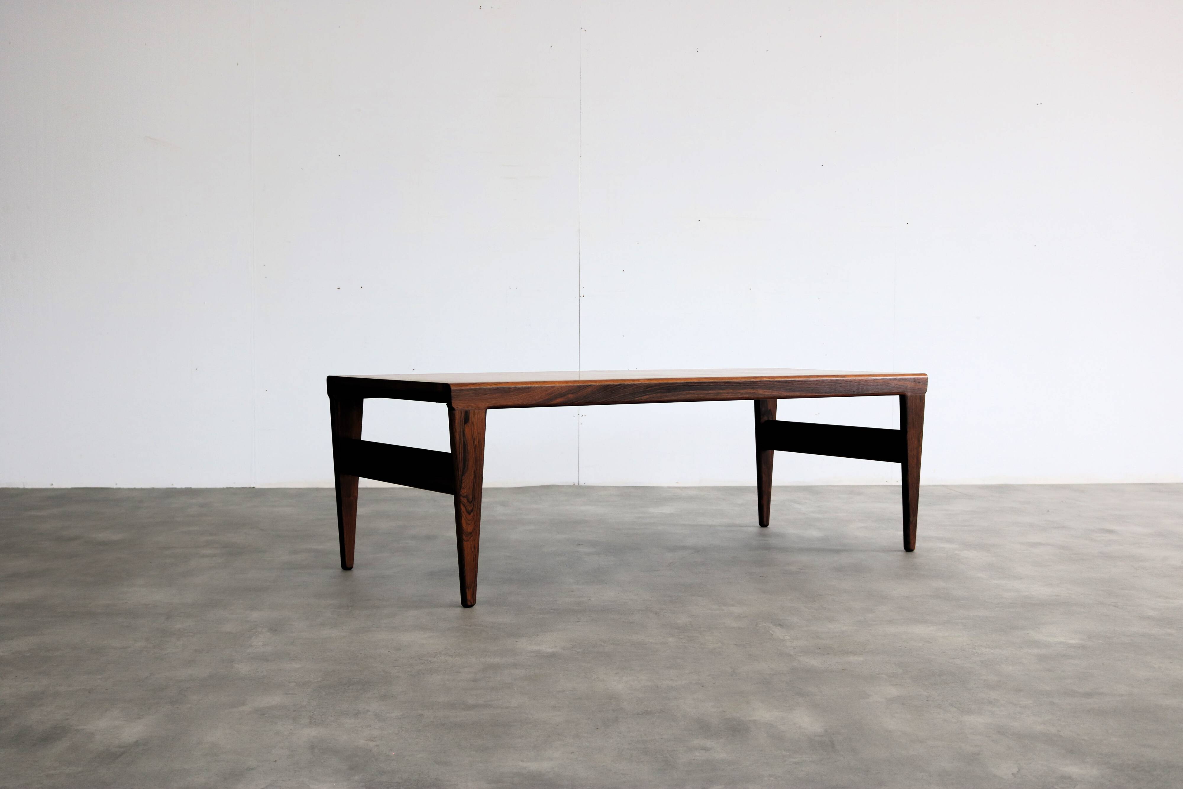 vintage coffee table | coffee table | 60s | rosewood