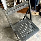Black wooden folding chair