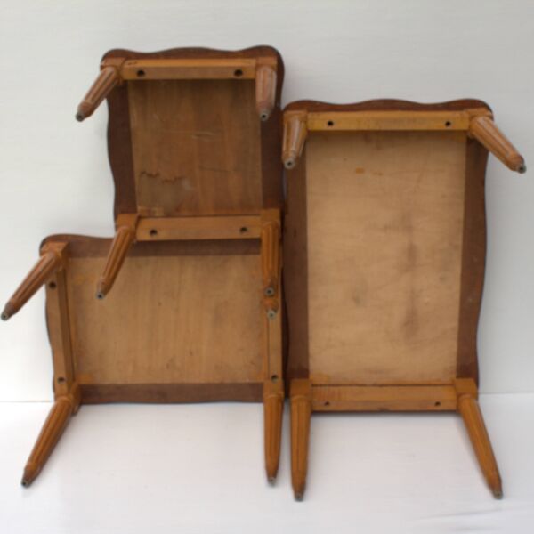 Vieille ensemble mid century ensemble de 3 tables  gigogne