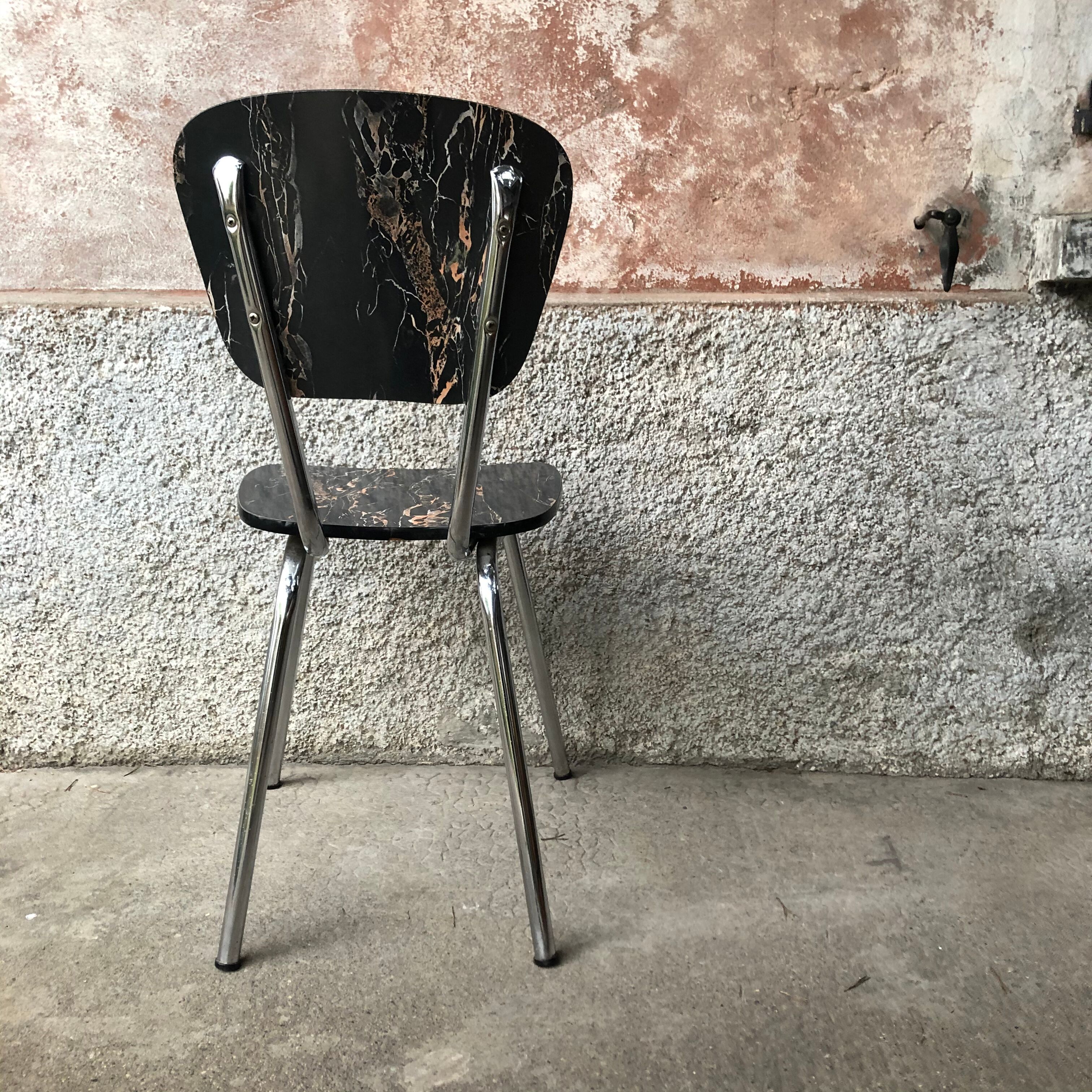 Roundtable and chairs