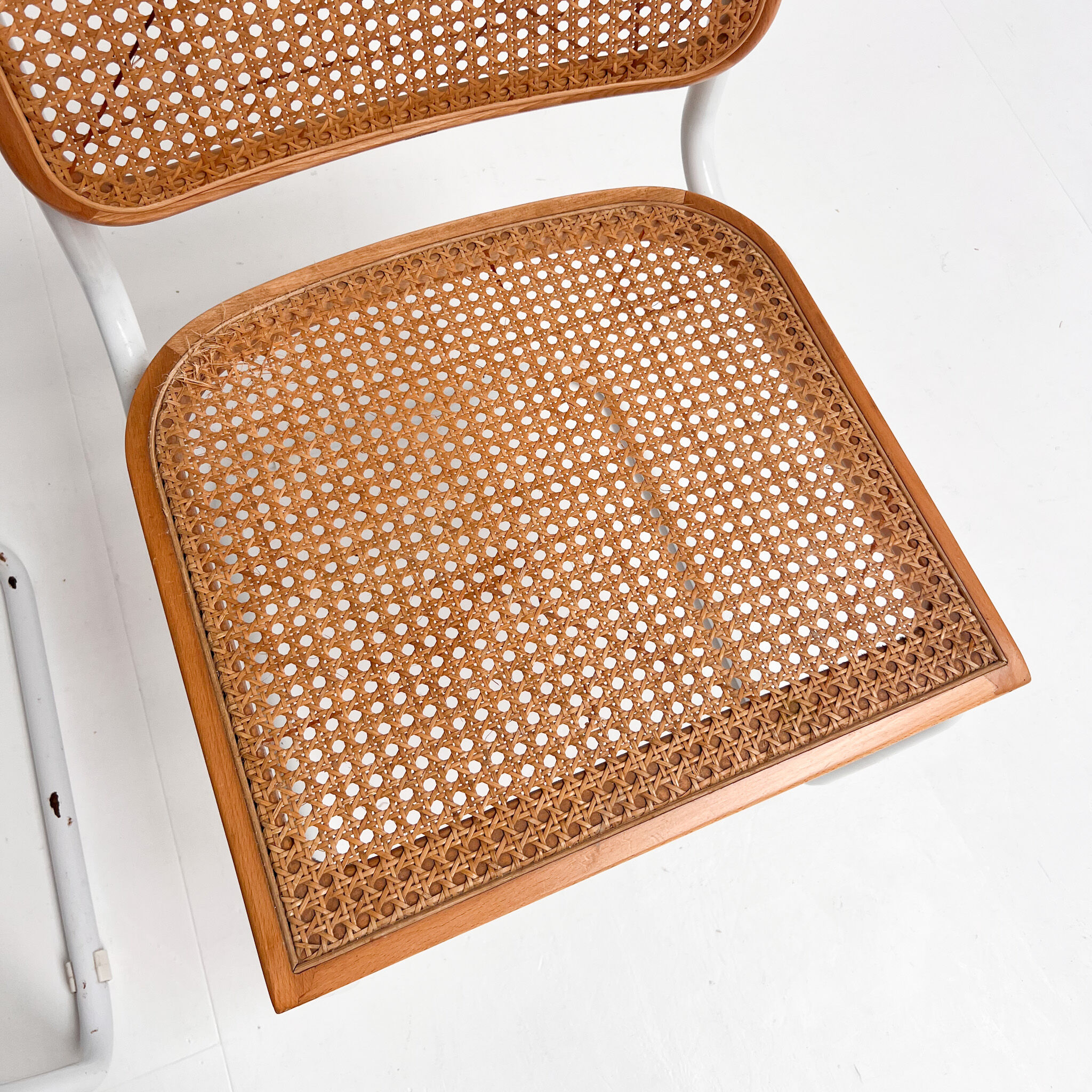 Ensemble de 2 chaises en cannage, Italie années 1970