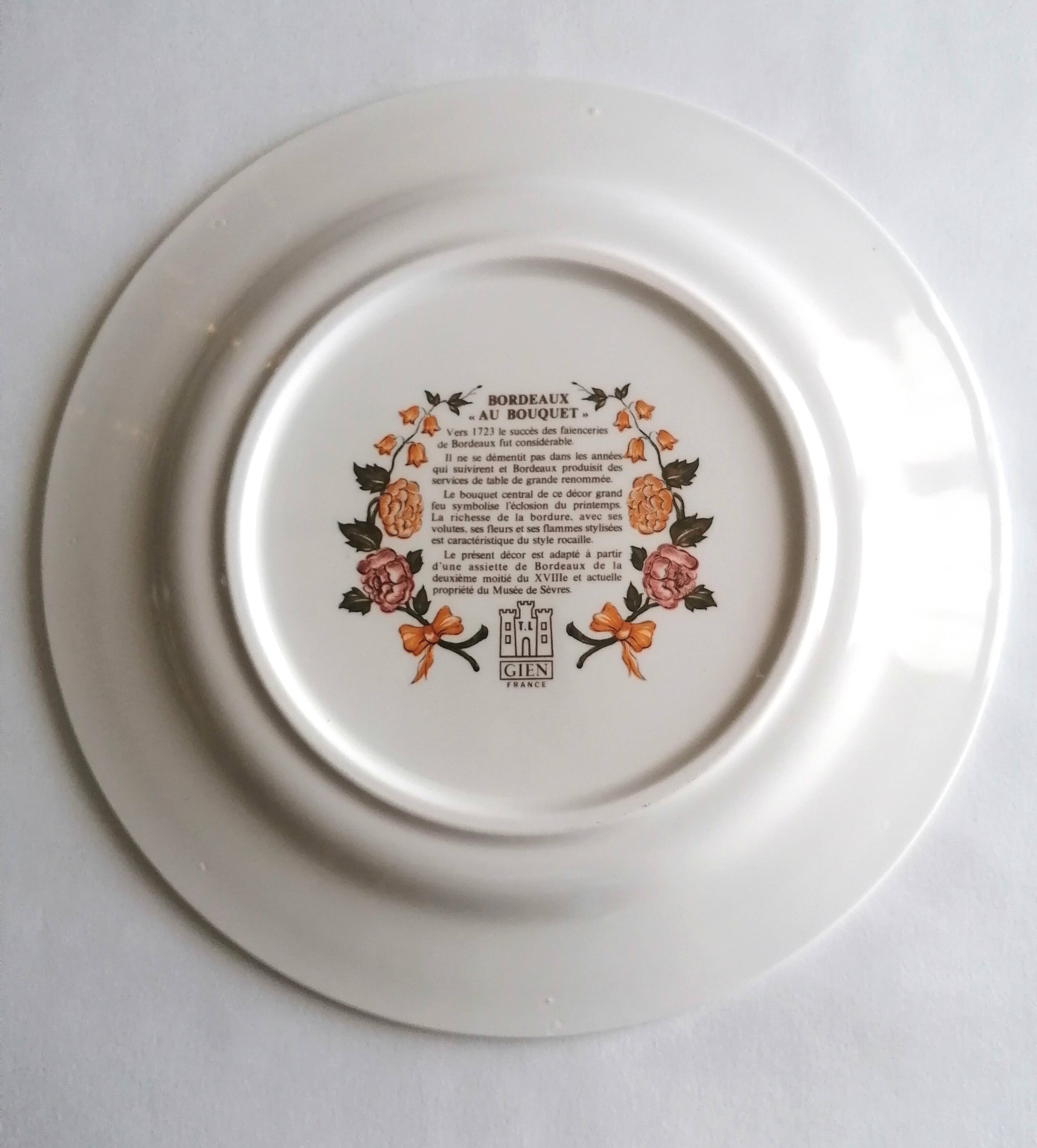 Assiette faïence Gien décor Bordeaux