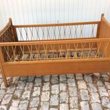 Vintage crib