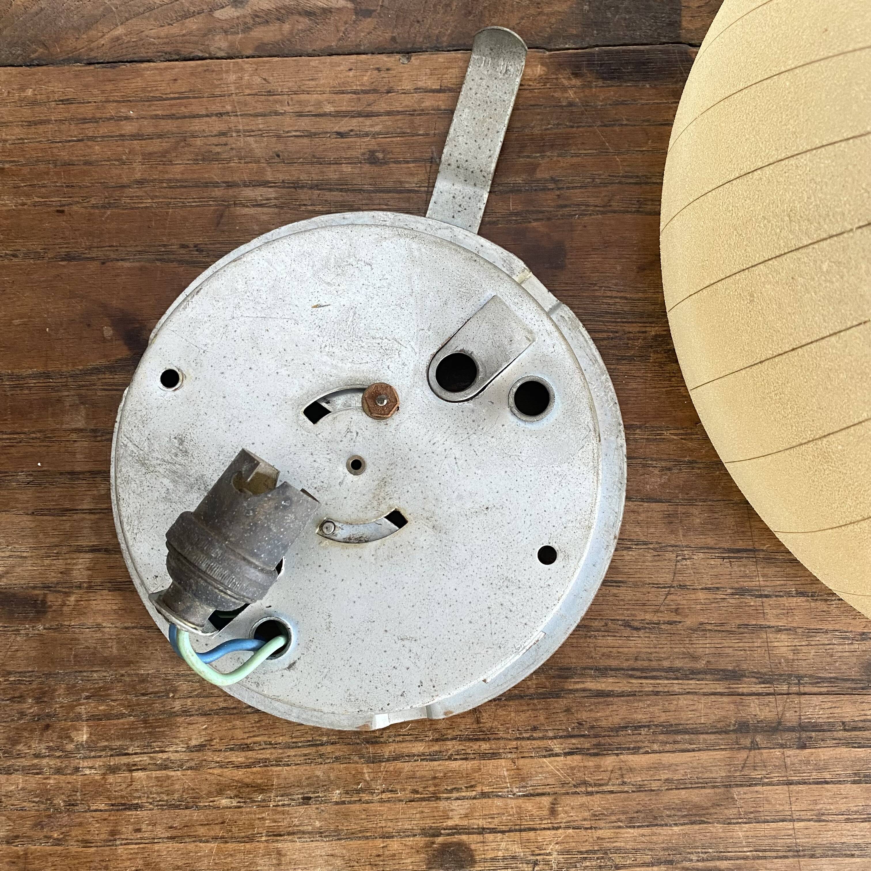 Retro ceiling light in granite glass and gold