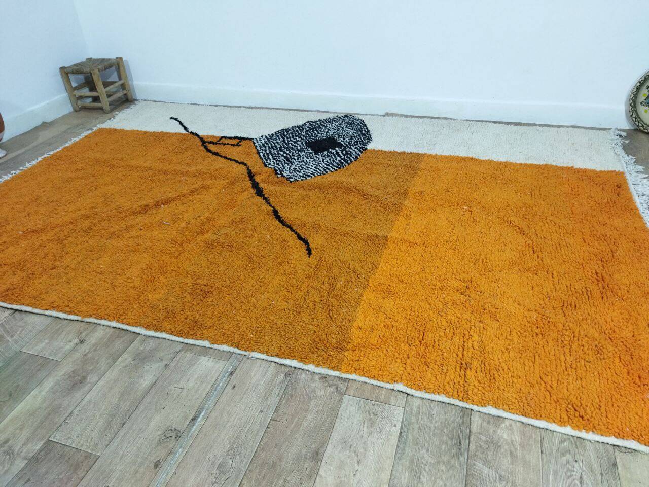 Handmade Moroccan Berber rug 313 x 215 cm