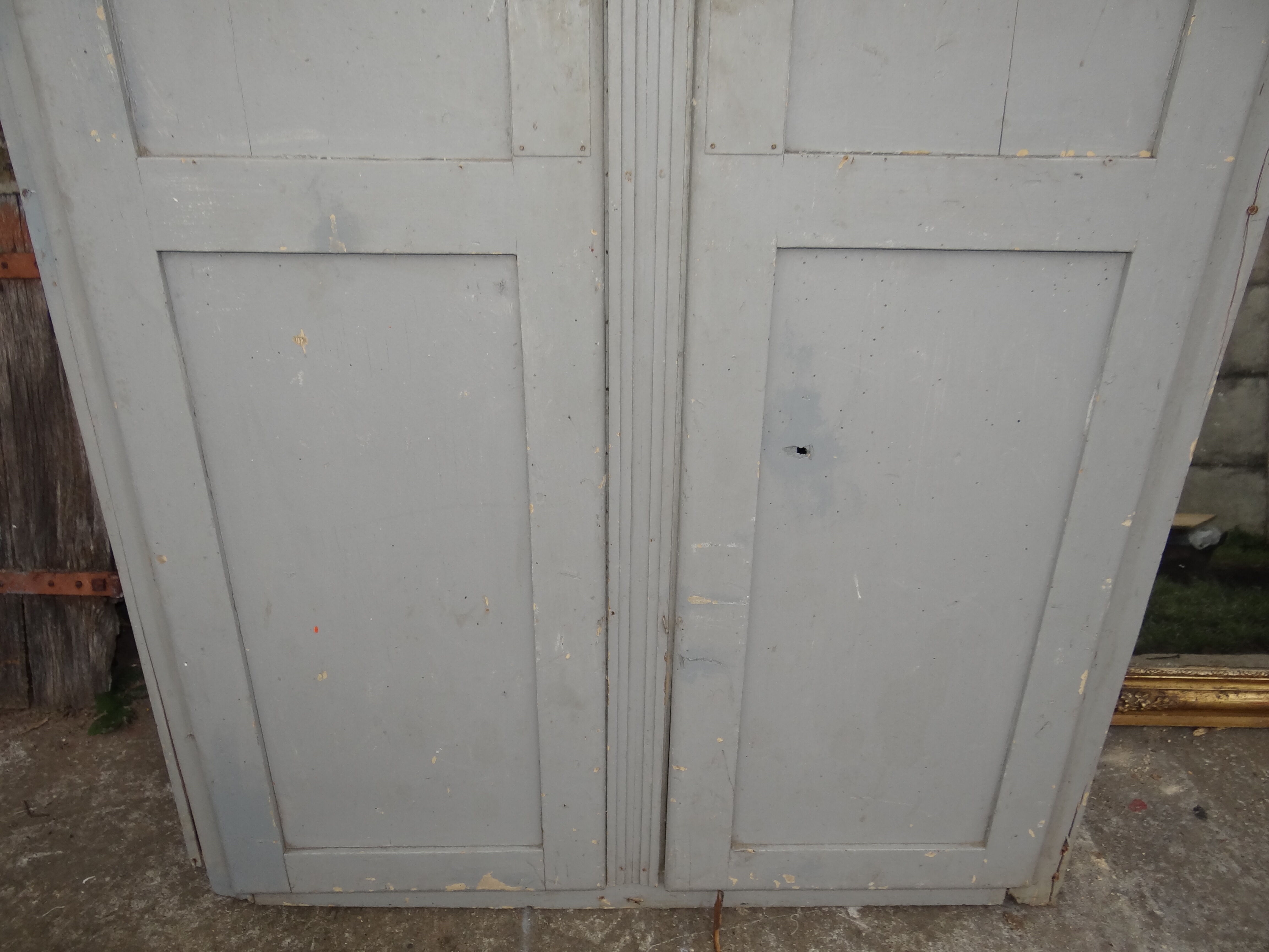 Grey parisian wardrobe