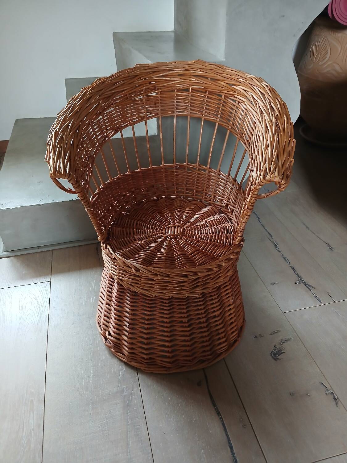 Fauteuil enfant ancien en rotin