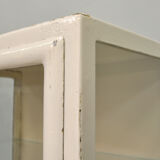 Showcase medical 1940 s