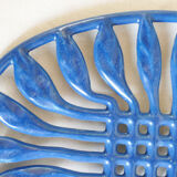 Ancien dessous de plat en fonte émaillée bleu français