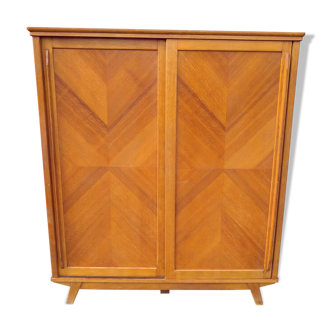 Armoire vintage