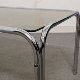 Coffee table in chromed metal and smoked glass from the 70s/80s