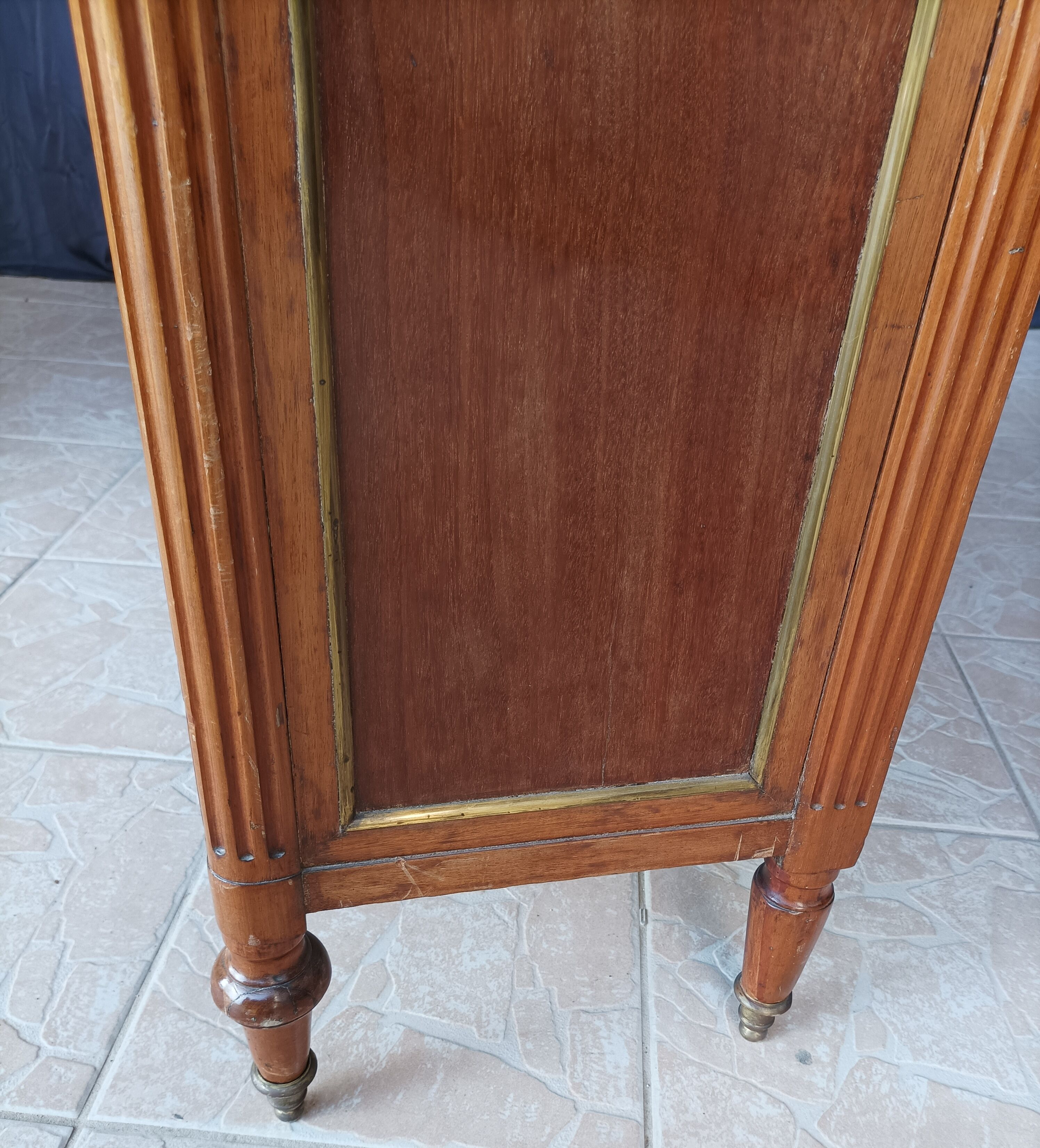 Secretary Louis XVI in mahogany 18th century