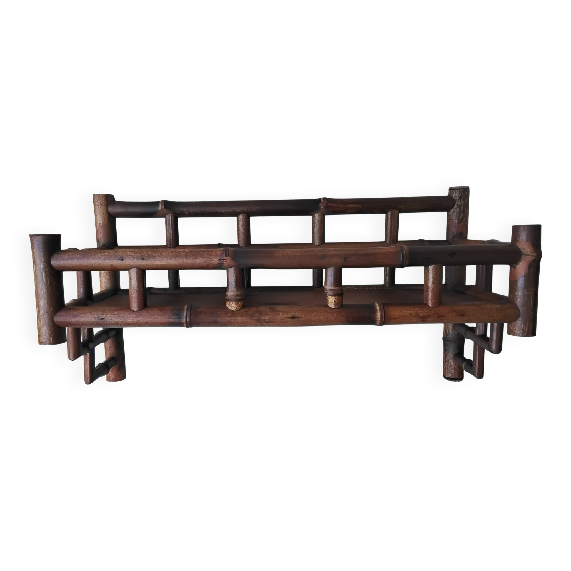 Bamboo shelf in Asian style
