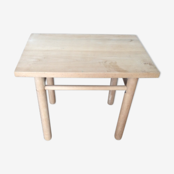 Table basse en bois brut