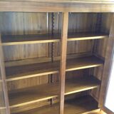 Louis Philippe display cabinet in cherry wood