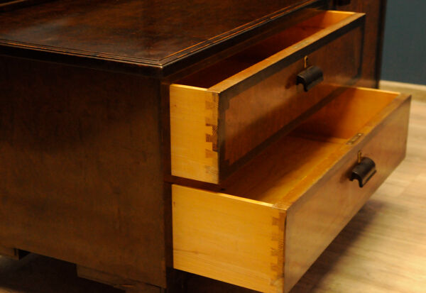 Dressing table with AB Nybrofabriken paint, from the 1950s