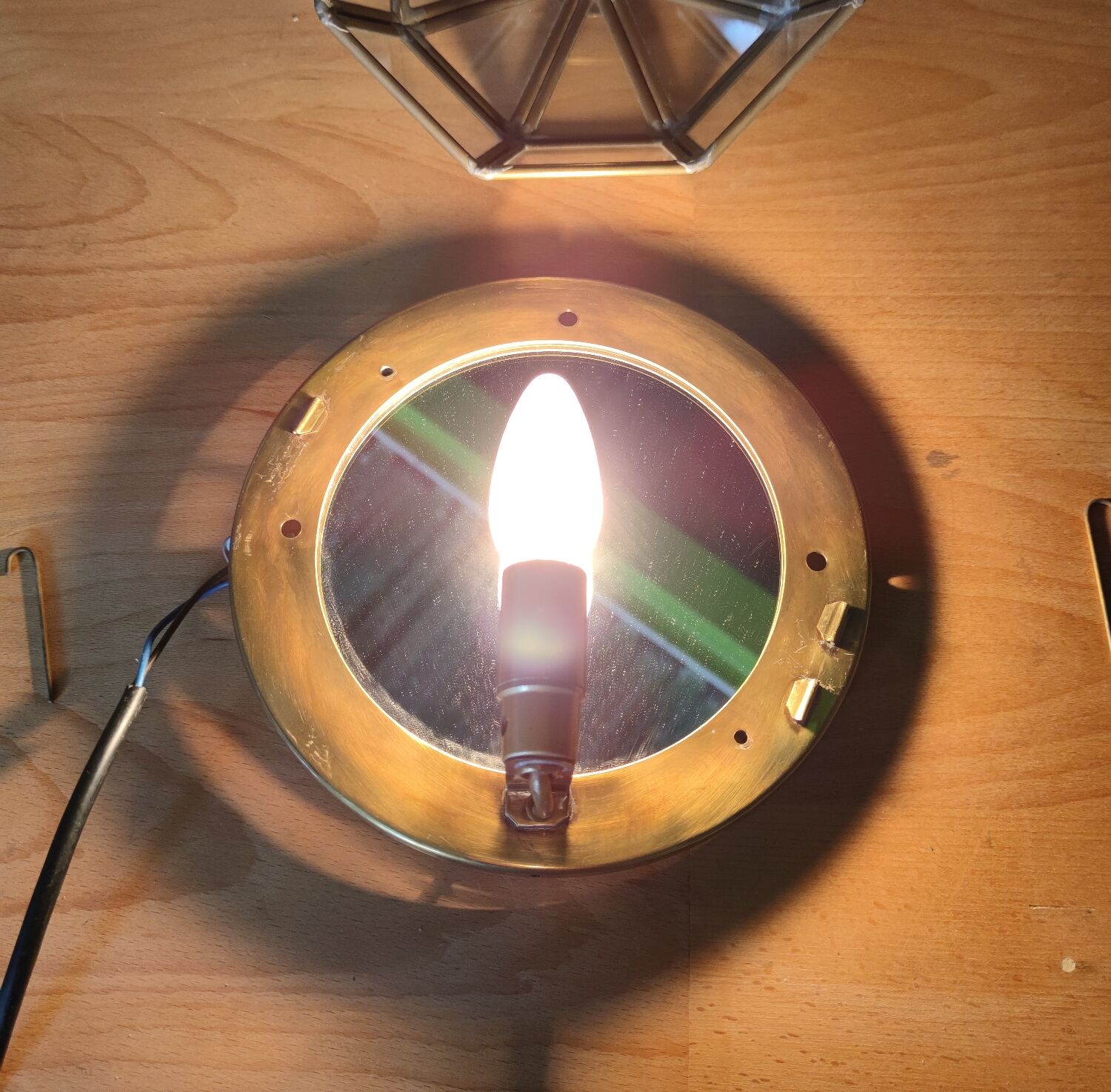 Wall or ceiling lamp