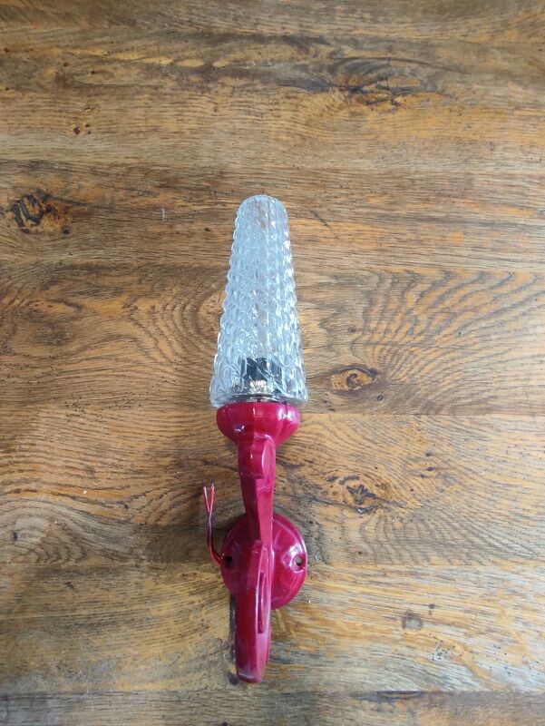 Metal wall lamp metal enamelled tulip in vintage antique molded glass DP 1021F70