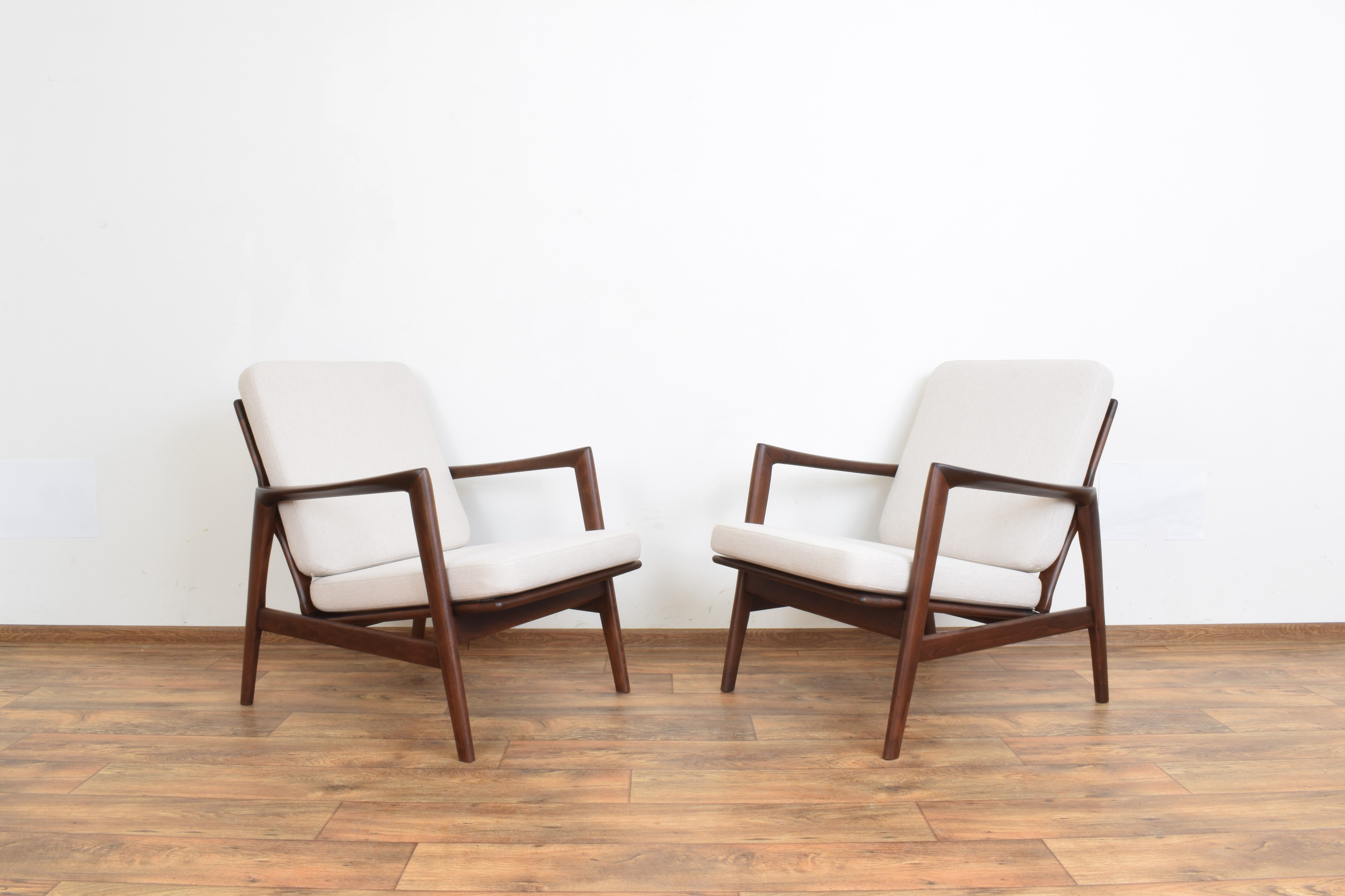 Mid-Century Polish Lounge Chairs „Stefan”, 1960