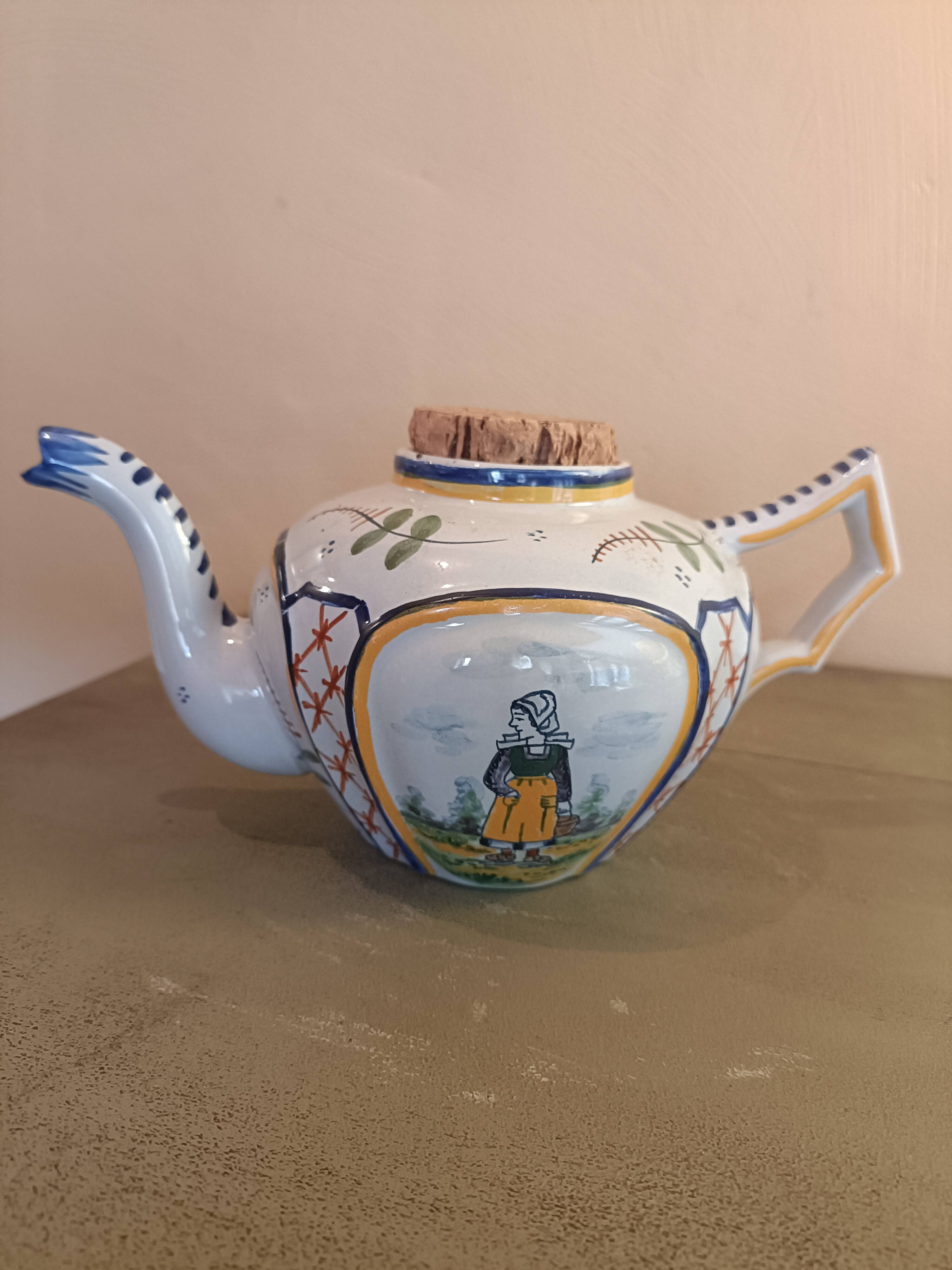 Théière ancienne Henriot Quimper