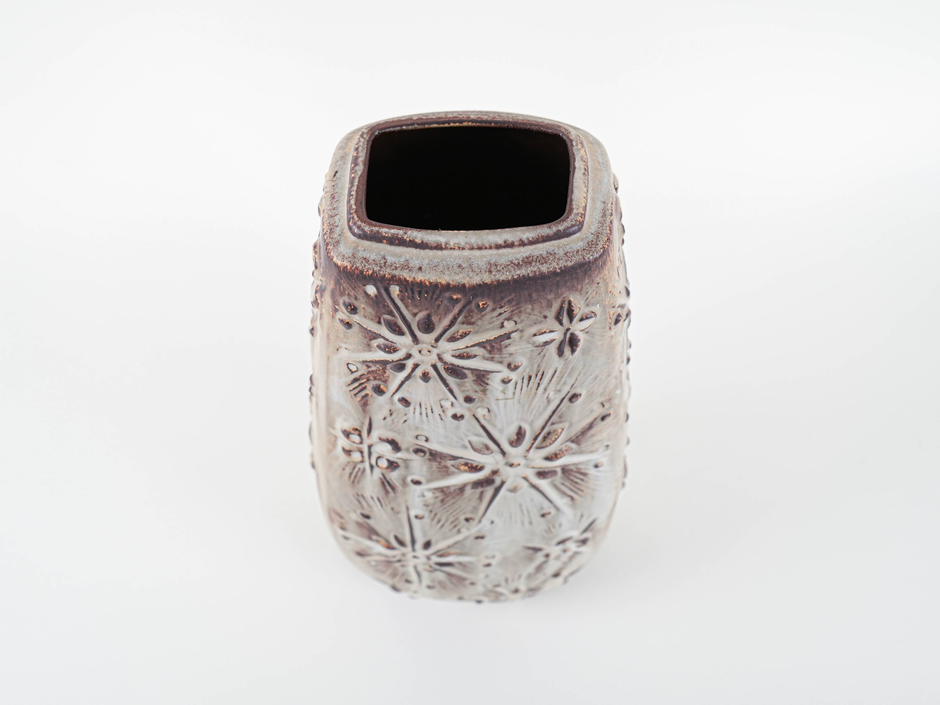 Beige ceramic vase, German design, 1960s, made in West Germany