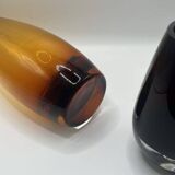 Vase scandinave ovoïde en verre ambré vers 1960