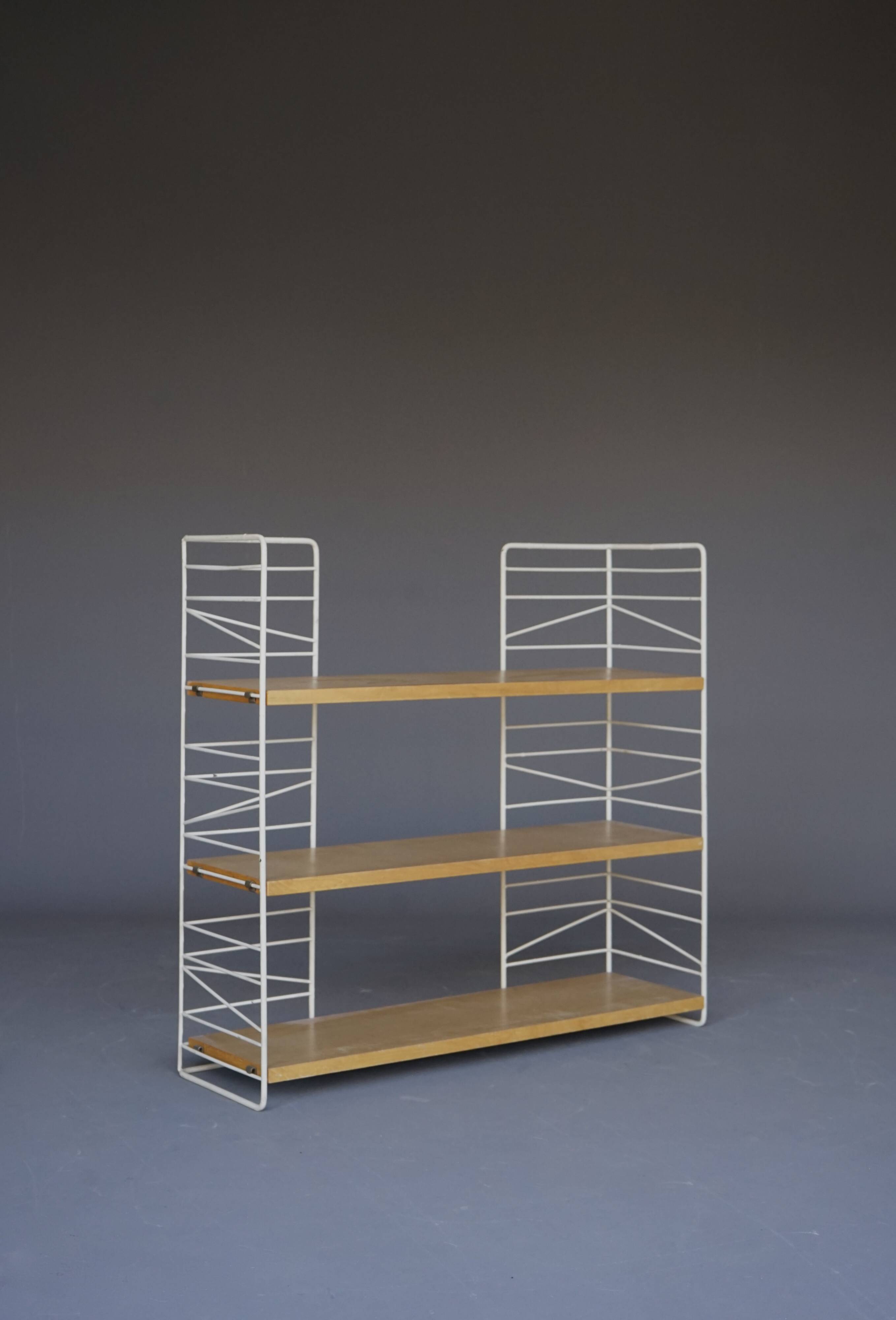 Bibliothèque suédoise à étagères par Kasje & Nils Nisse Strinning pour String, années 1950