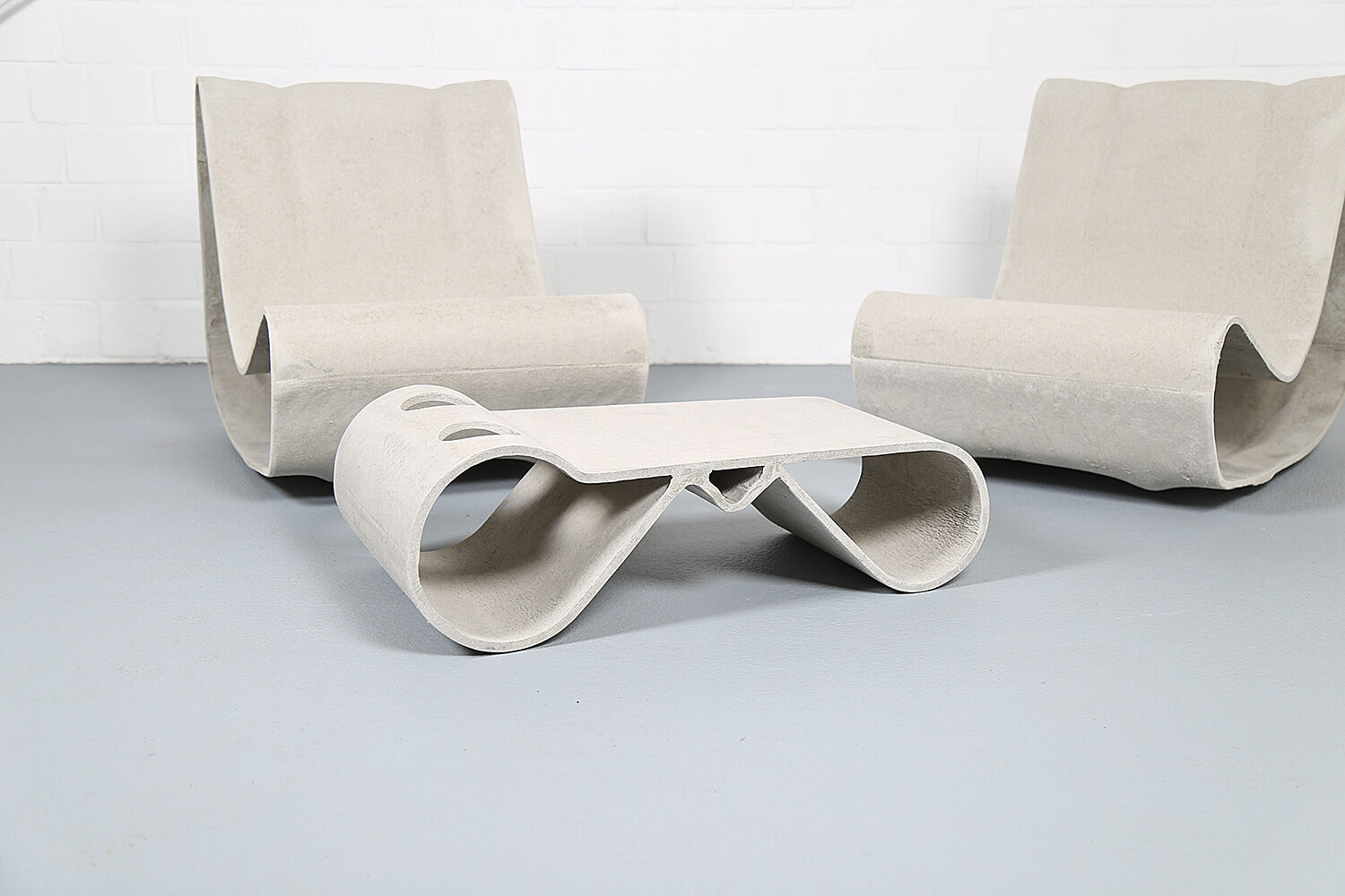 Swisspearl/Eternit Willy Guhl set of 2 Loop Chairs and 1 Loop Table