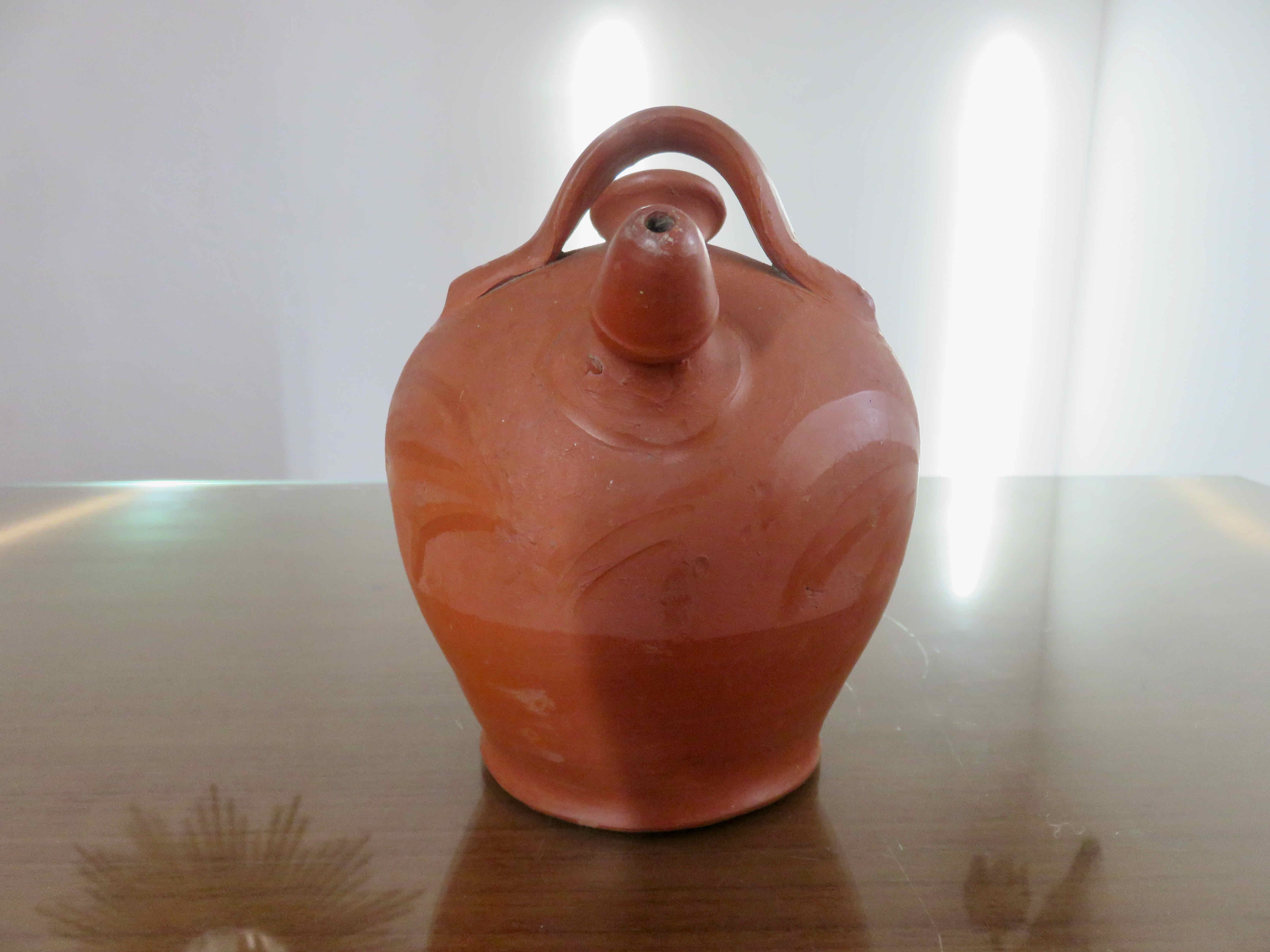 Cruche gargoulette en terre cuite
