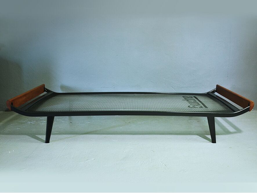 Cleopatra day bed by Andre Cordemeyer for Auping 1950's