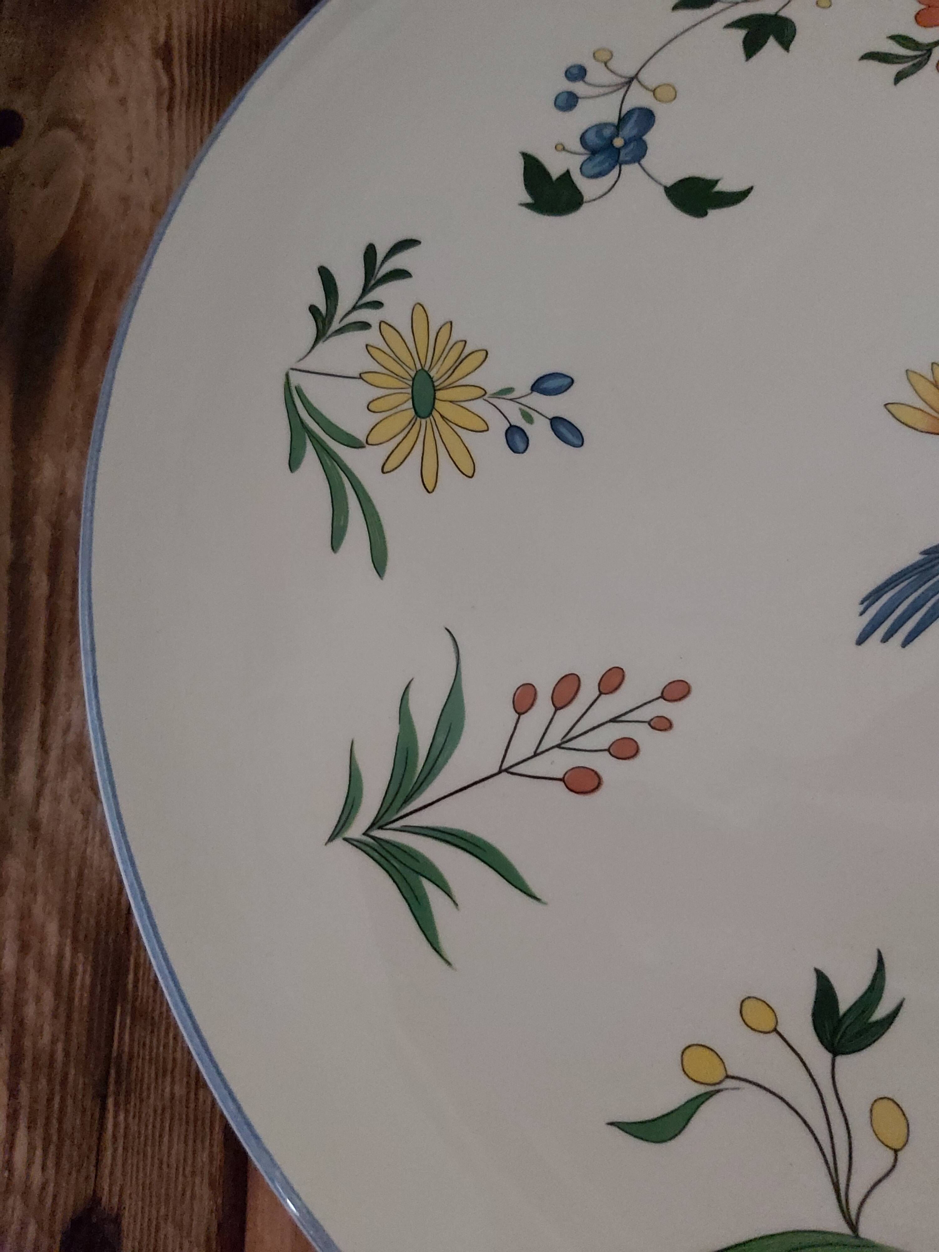 Faience dish from Gien Birds of Paradise