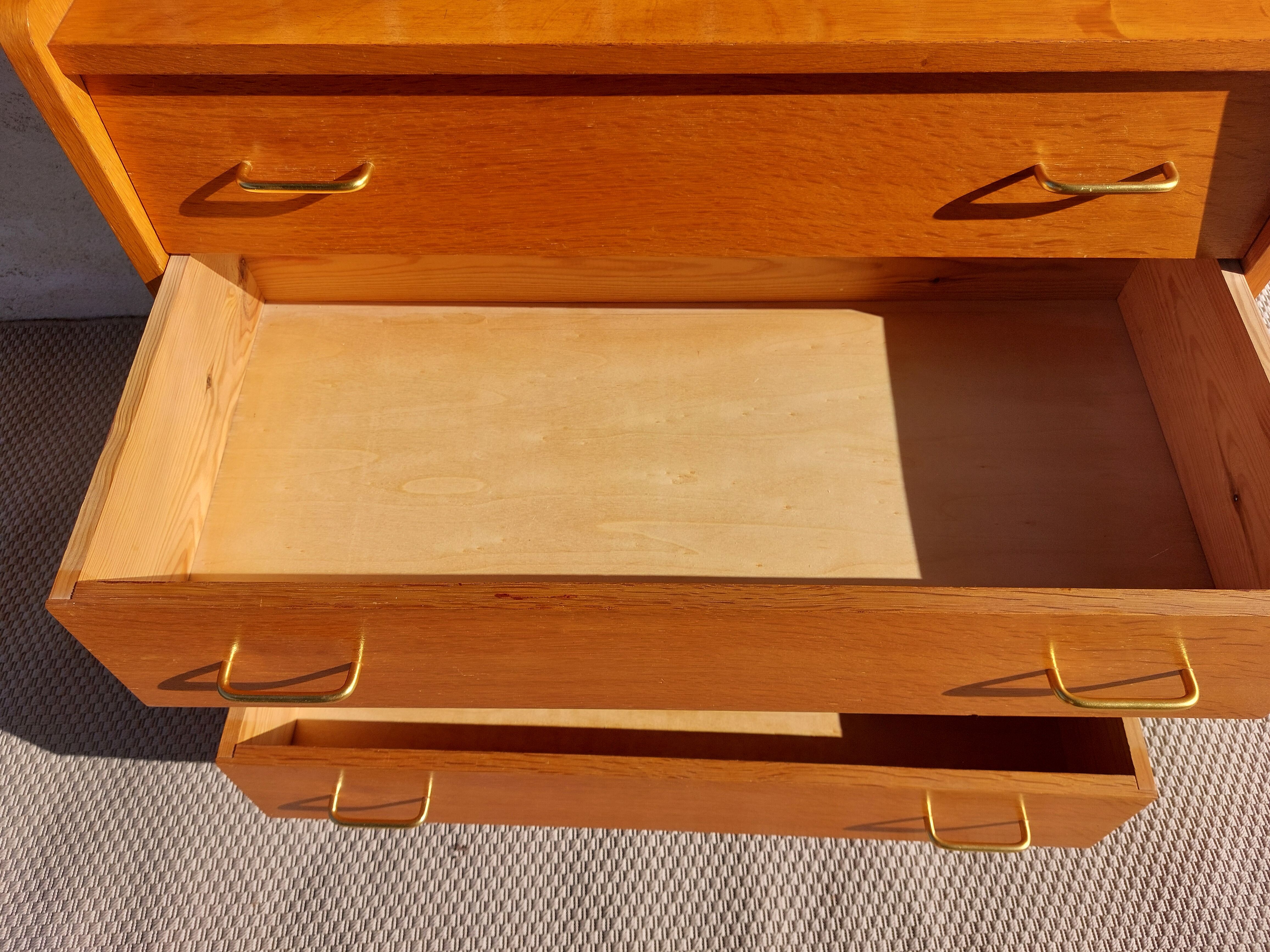 vintage commode with tapered legs