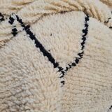 White Berber carpet with black diamond 110x140cm