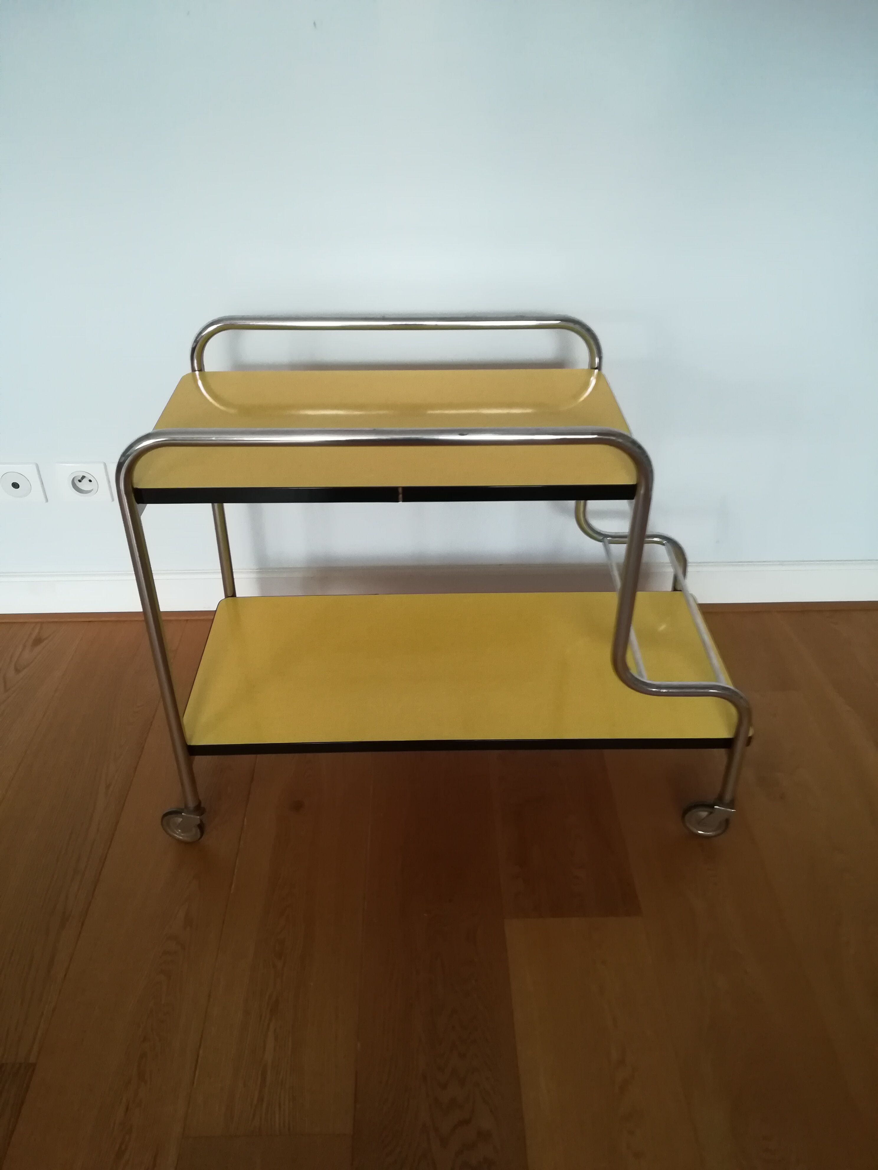 Desserte / vintage trolley bar