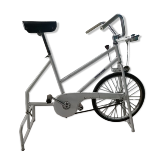Vintage apartment bike