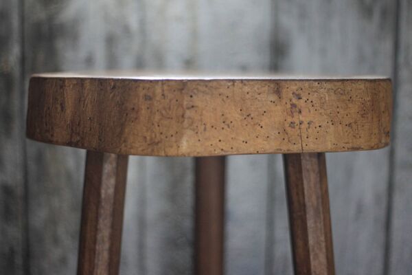 Tabouret vintage, tabouret bois , brutaliste, porte-plante, déco intérieur