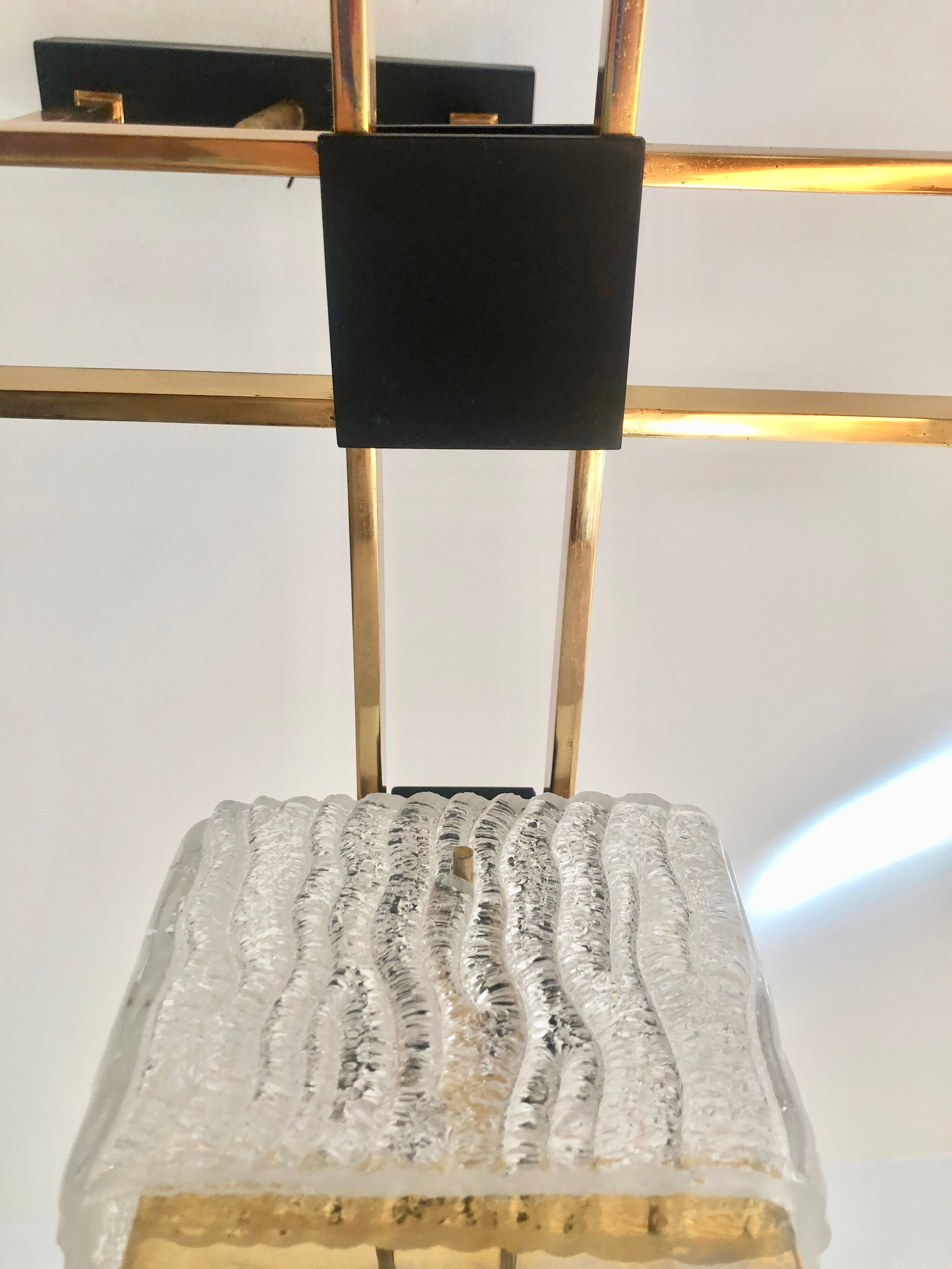 Lustre 4 fires House Arlus