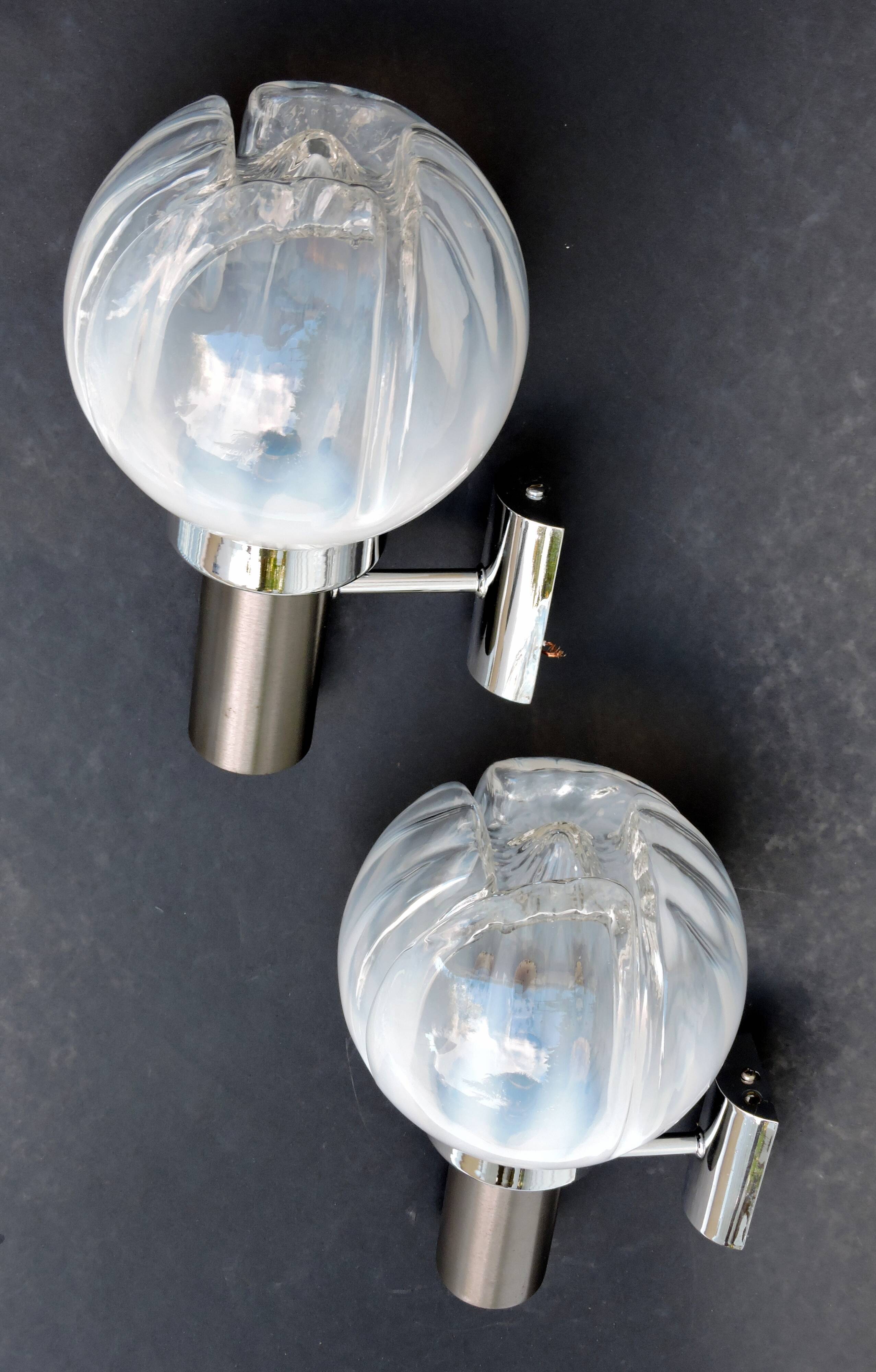 Pair of wall lamps Mazzega opalescent Murano Italy