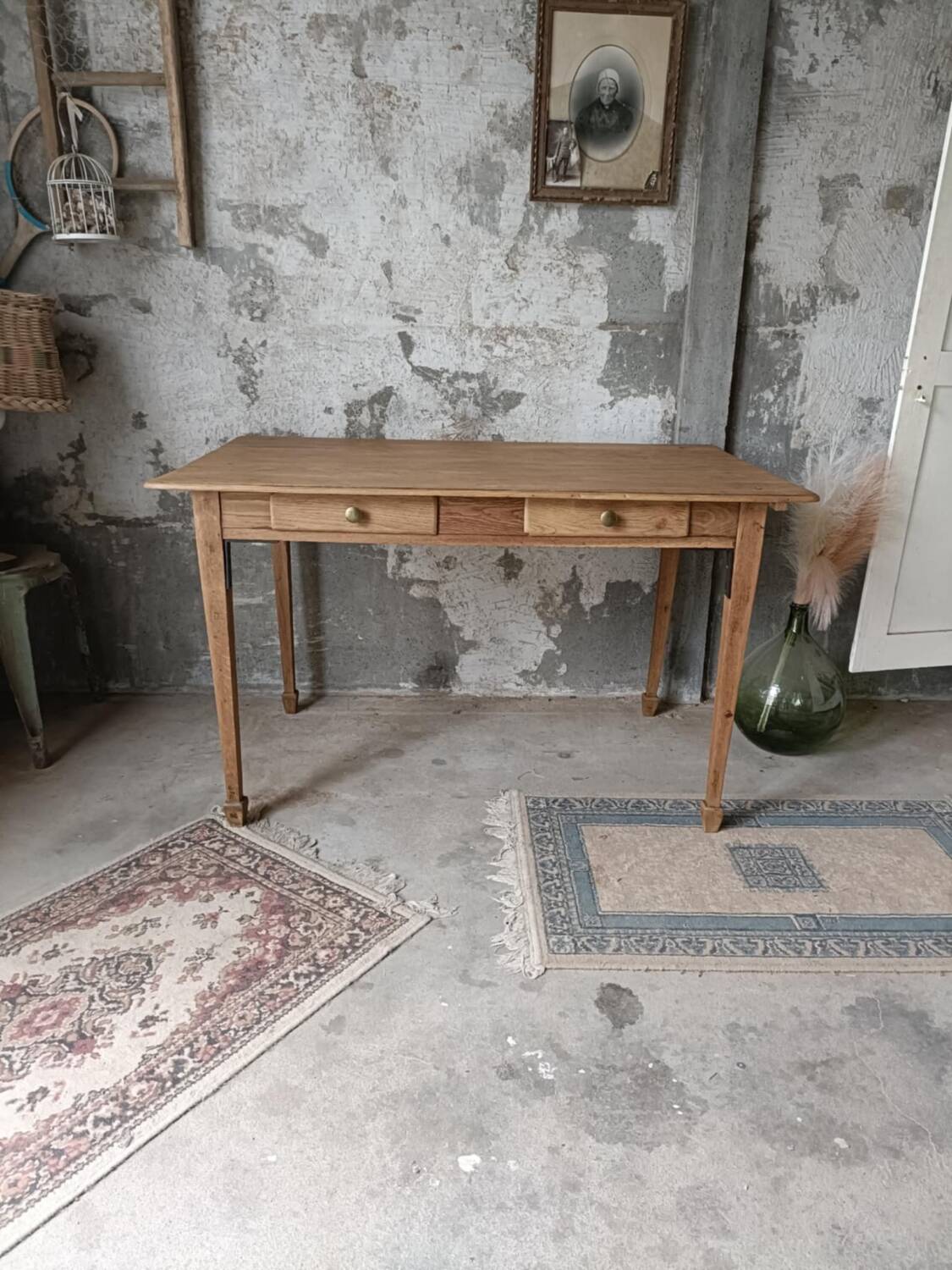 Farmhouse table